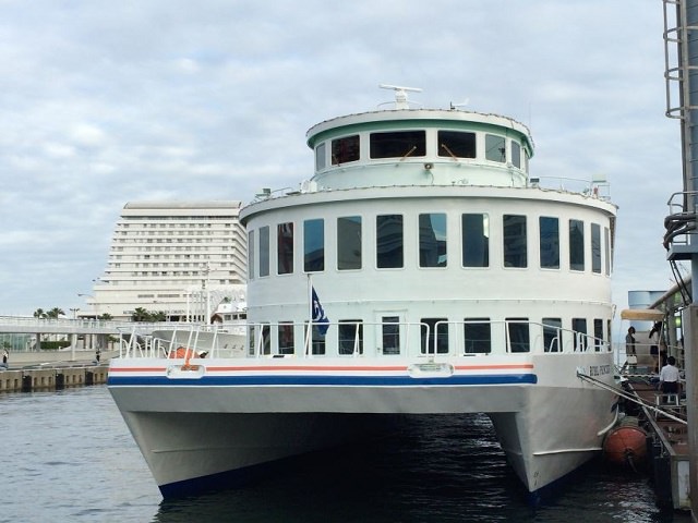 神戸港クルーズ船（兵庫県）