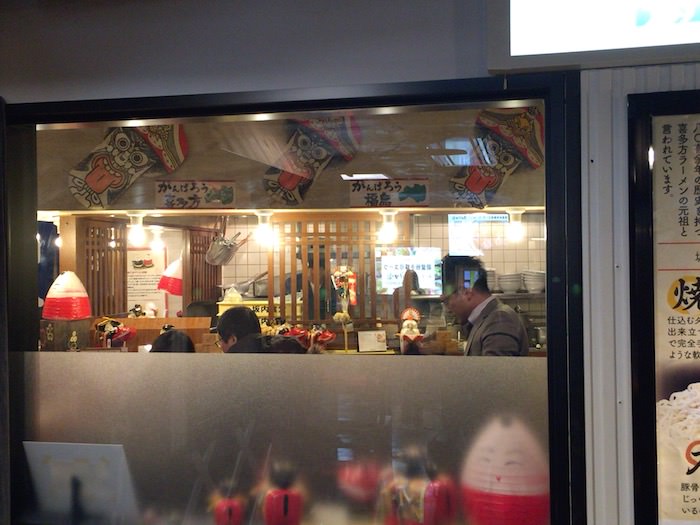 京都拉麺小路のラーメン屋5、福島の「坂内食堂」