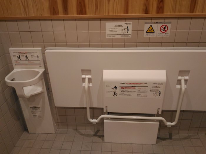 檜隈寺跡のトイレ