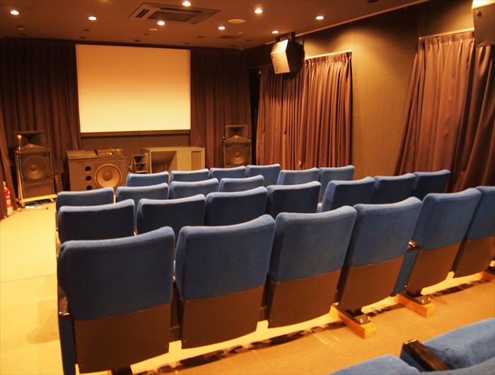 神戸映画資料館のシアター