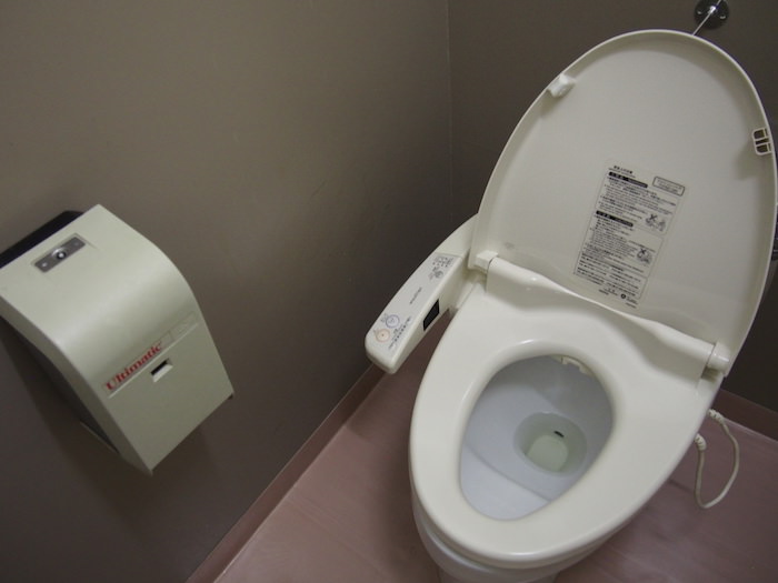 関西学院大学博物館のトイレ