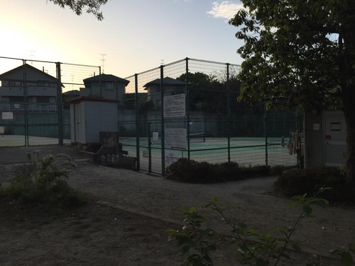 長岡公園テニスコート
