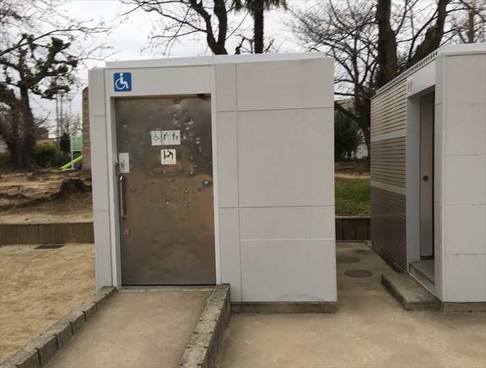 大曽公園の多目的トイレ