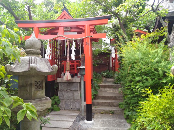 一宮神社の末社の熊高稲荷神社